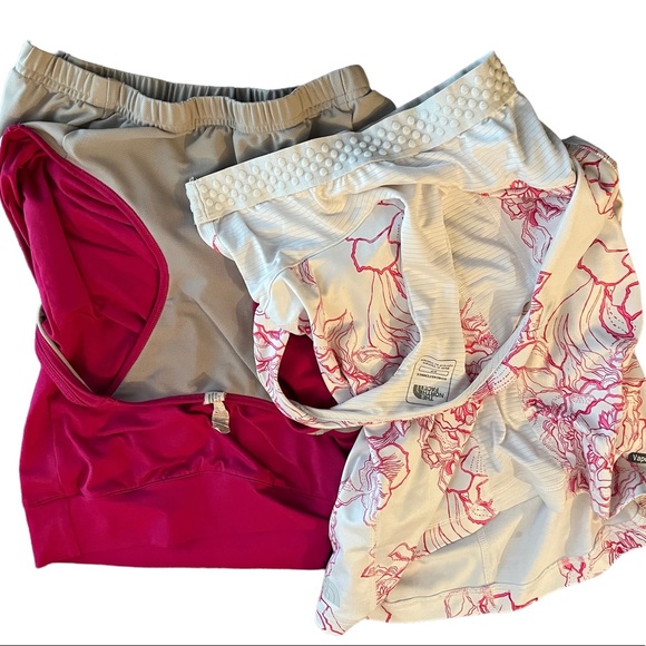 Lot of 2 athletic tops Under Armor and The Northface size small pink - Picture 2 of 2